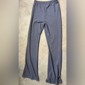 SHEIN Ribbed Knit Flare Pants – Size M – Charcoal Gray